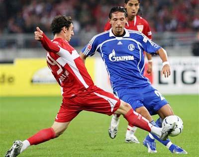 兼顧公正與 兼顧公正與